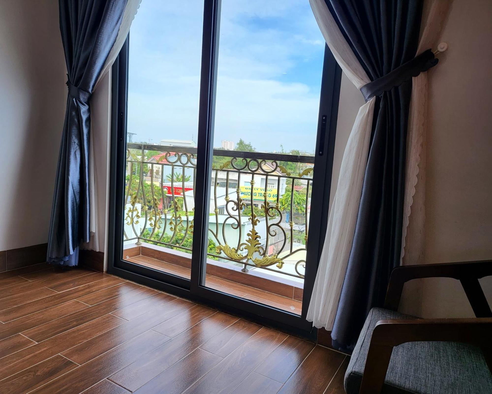 Ruby Hotel Vĩnh Long Zewnętrze zdjęcie